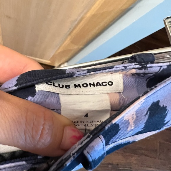 CLUB MONACO Crop Pants - Picture 3 of 4